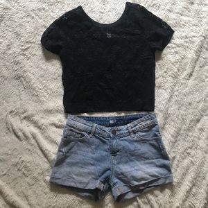 Forever 21 | Black Lace Short Sleeve Top